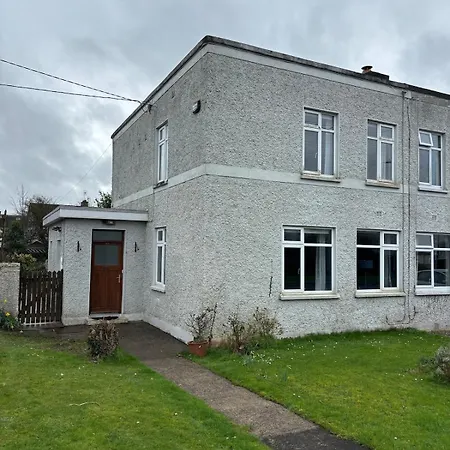 2 Bed 2 Bath House In Quiet Estate Лимерик
