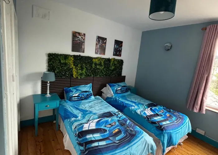 2 Bed 2 Bath House In Quiet Estate